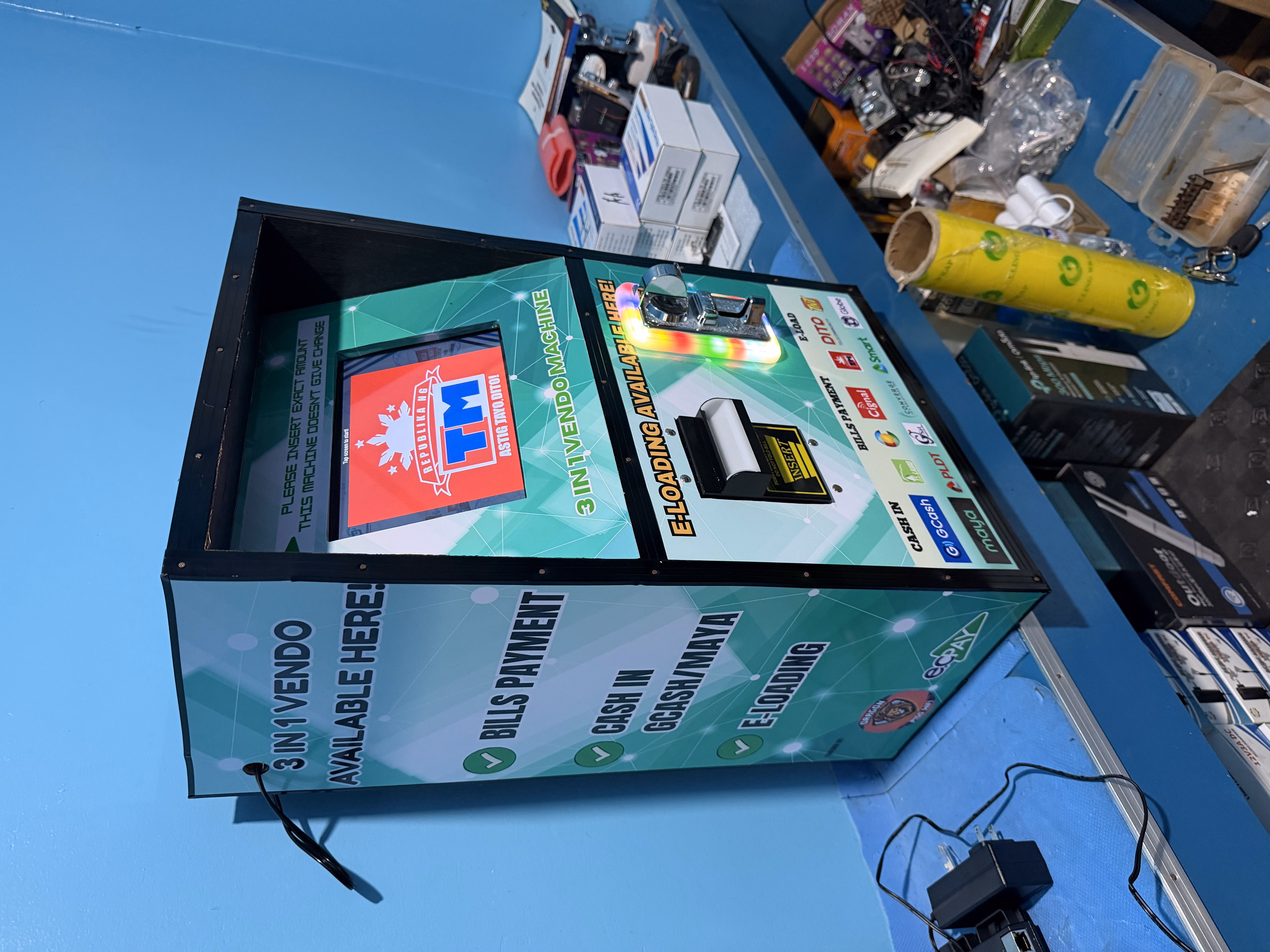 Oragon 3-in-1 Vendo Machine – multi-product vending for extra income